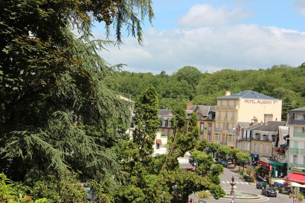 Albert Premier Hotel Bagnoles-de-l'Orne Dış mekan fotoğraf